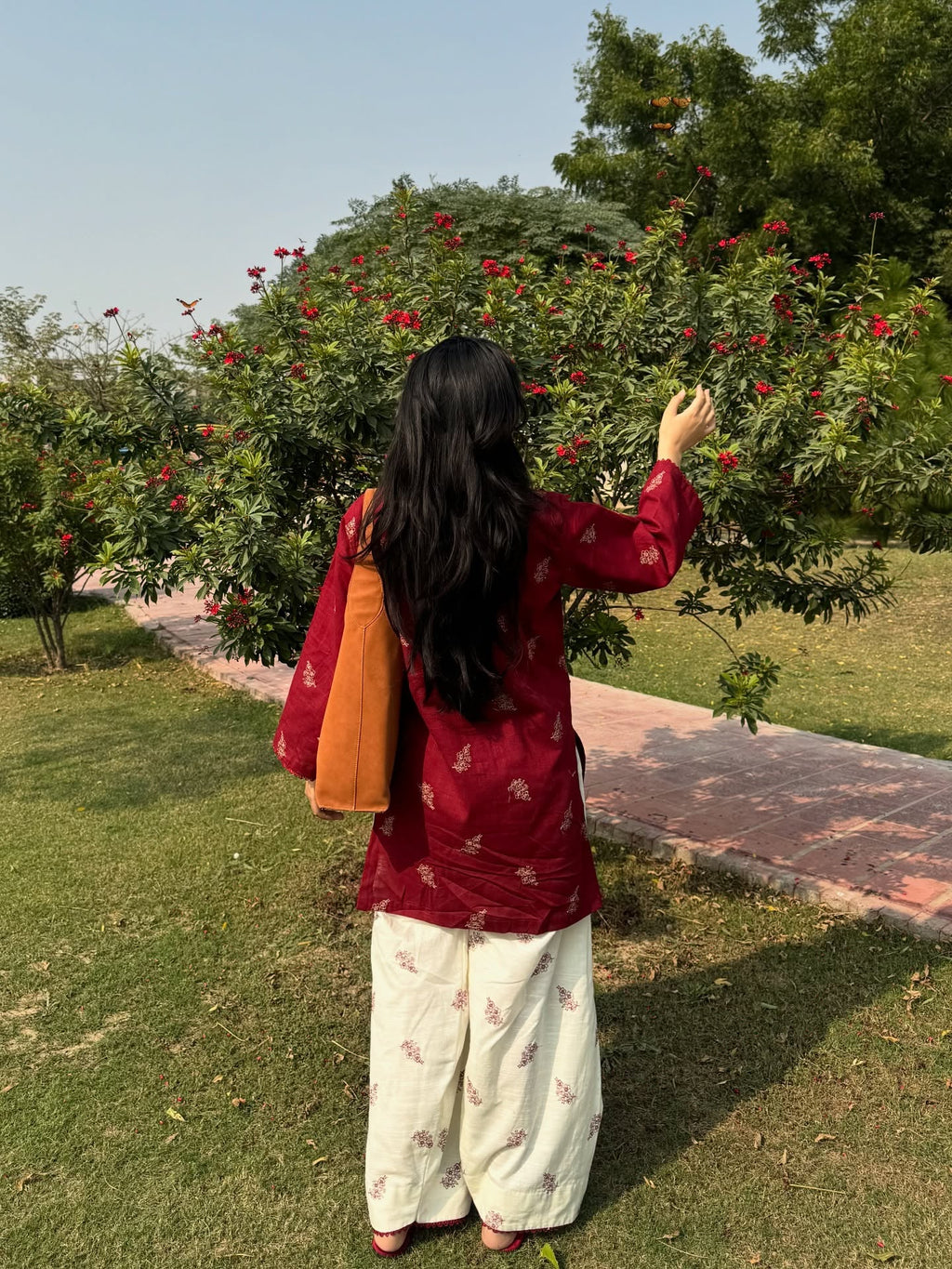 Nakhal 2 Piece