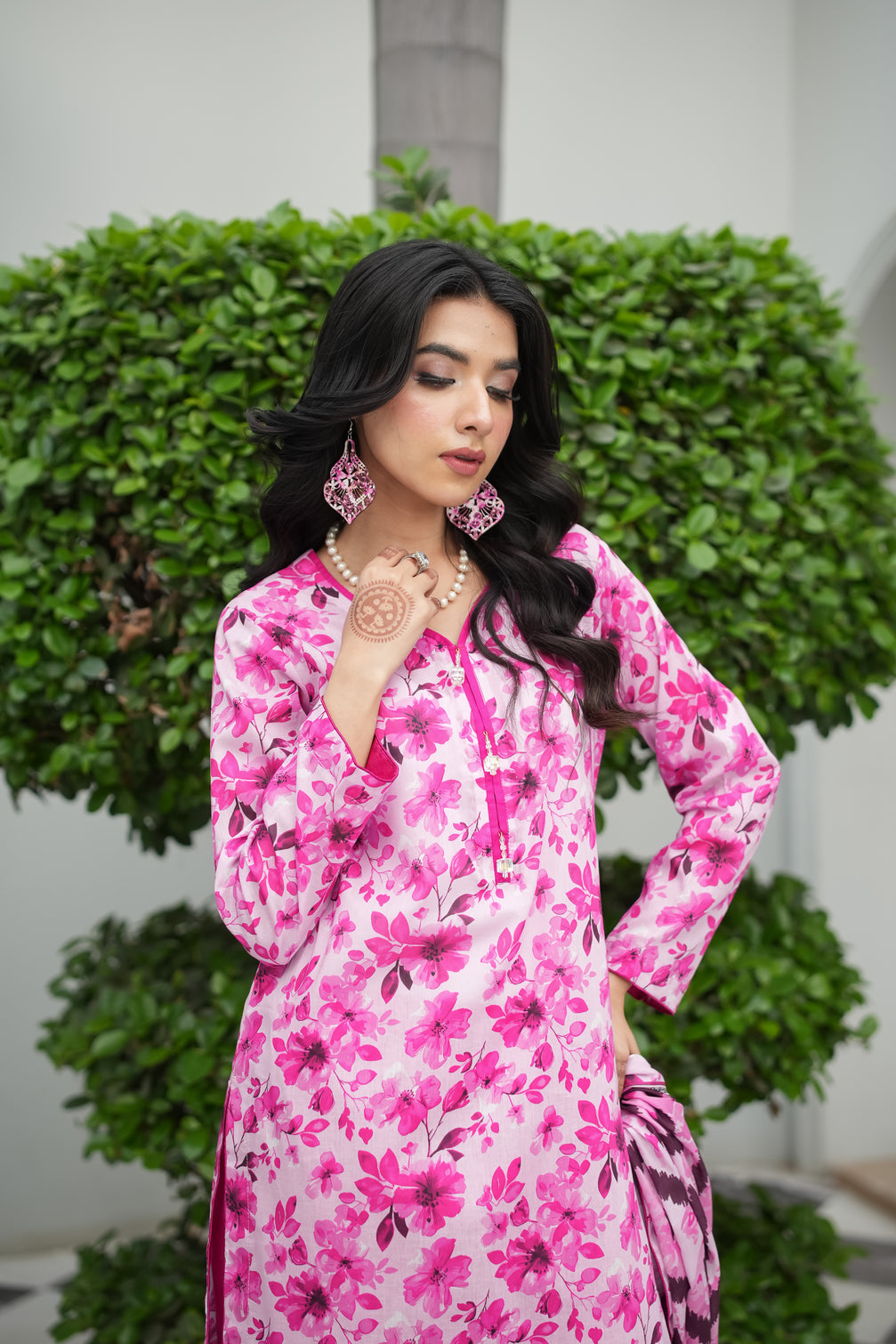 Pink Rose Printed 3-Piece Suit (Premium Lawn)