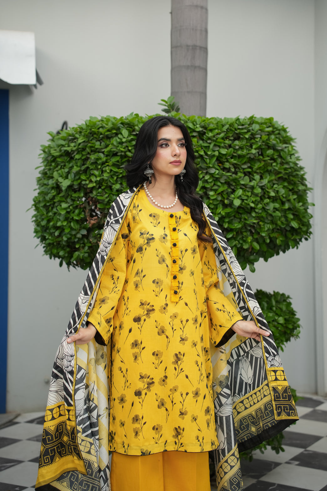 Zarnish Cobalt Ethnic 3-Piece Suit (Premium Lawn)