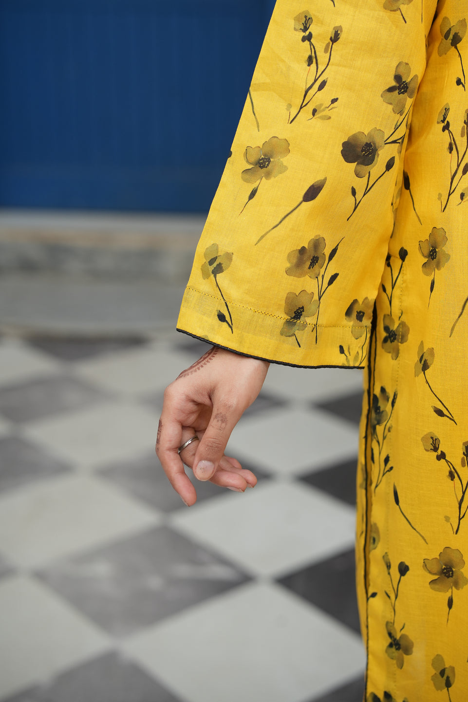 Zarnish Cobalt Ethnic 3-Piece Suit (Premium Lawn)