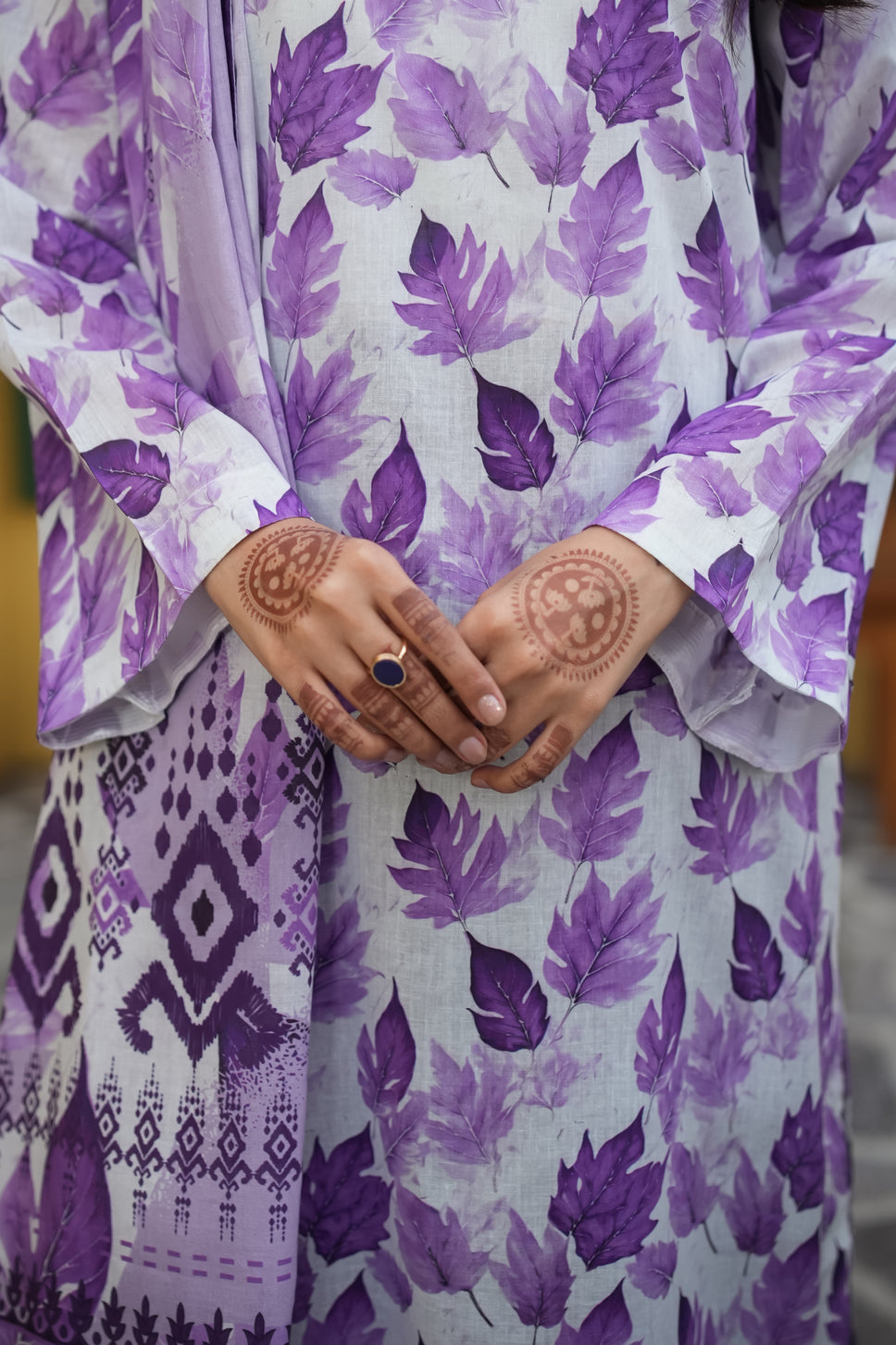 Zarnish Rose Garden Printed 3-Piece Suit (Premium Lawn)